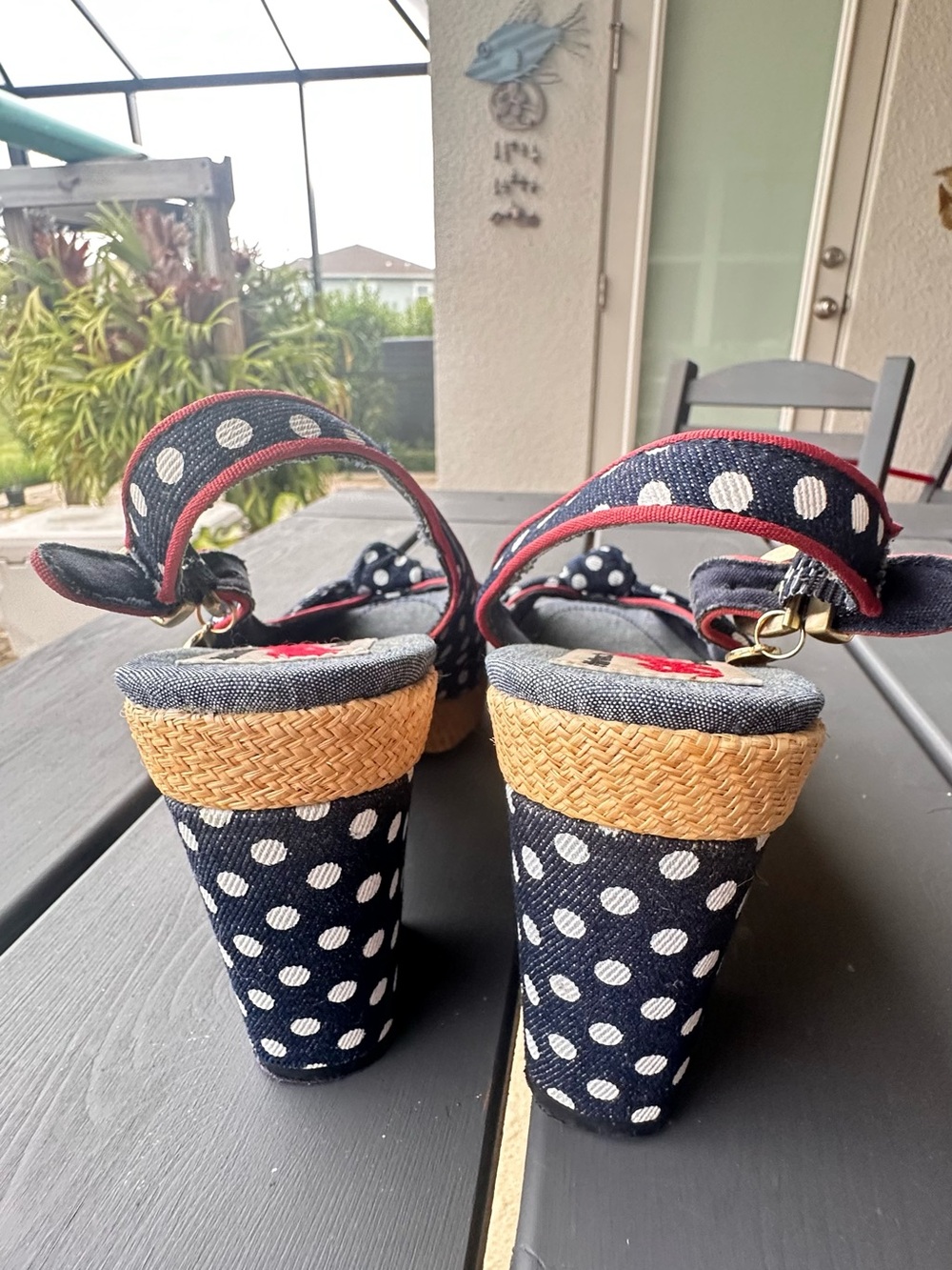 Tommy Hilfiger denim polka dot slingback wedge sandals sz 8.5 - Picture 4 of 10
